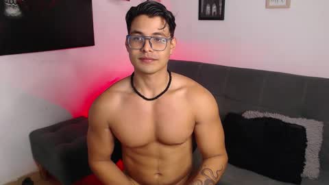 axell online show from March 21, 2026, 9:47 am