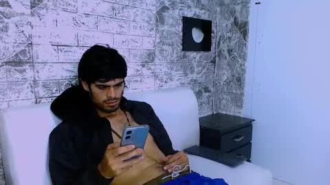 Snapshot of axell_steel chatting on February 26, 2026, 7:46 pm axell_steel online show from February 26, 2026, 7:46 pm