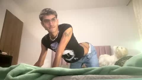 Axel  online show from December 31, 2024, 6:27 am