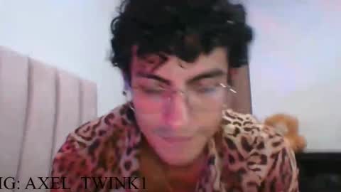 Axel  online show from November 8, 2025, 11:14 pm