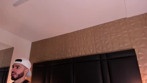 Snapshot of axelthompsom chatting on October 10, 2025, 12:04 pm Axel Thompsom online show from October 10, 2025, 12:04 pm