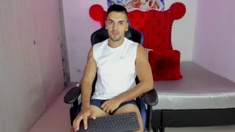 Axel online show from May 19, 2026, 10:43 am