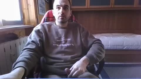 Axel online show from December 29, 2024, 1:28 pm