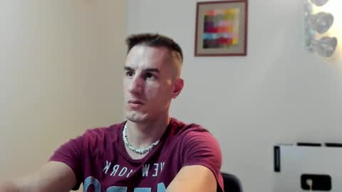 Axl online show from December 20, 2025, 6:15 pm