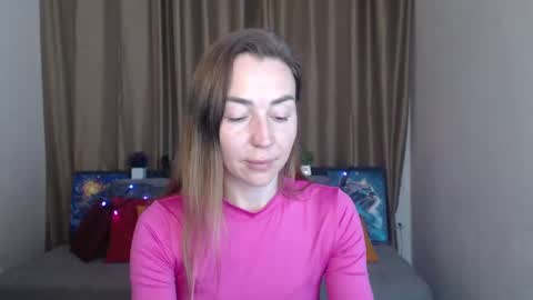 Jully online show from March 11, 2025, 5:49 am