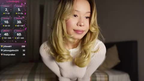 Snapshot of aya__hitakayama chatting on November 18, 2025, 11:37 pm Aya online show from November 18, 2025, 11:37 pm