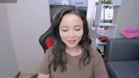 Aya Moon online show from September 15, 2025, 4:56 am