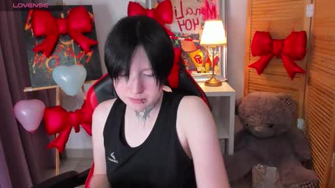 ayaks online show from February 15, 2026, 8:35 am