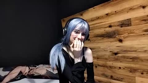 Snapshot of ayannapoellinetz chatting on September 25, 2025, 4:11 pm Eva online show from September 25, 2025, 4:11 pm