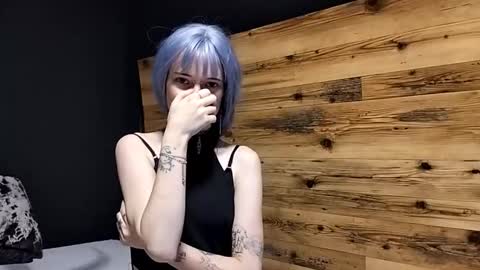 Snapshot of ayannapoellinetz chatting on September 27, 2025, 2:33 pm Eva online show from September 27, 2025, 2:33 pm