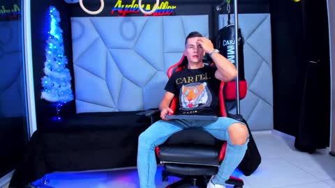 Ayden Miller online show from December 28, 2024, 12:36 am