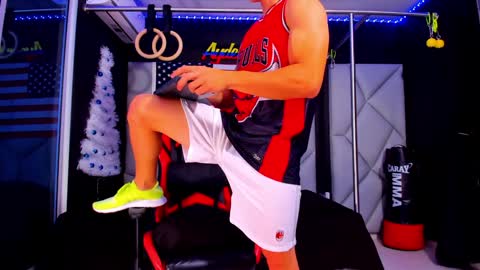 Ayden Miller online show from January 5, 2025, 7:07 pm