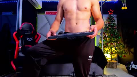 Ayden Miller online show from December 19, 2025, 4:25 pm