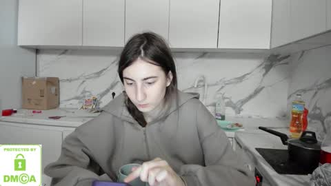 Ayesha online show from January 9, 2026, 10:29 am