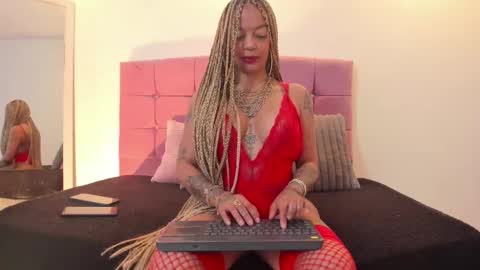 Snapshot of ayira_caramel chatting on February 13, 2026, 12:23 pm ayira_caramel online show from February 13, 2026, 12:23 pm