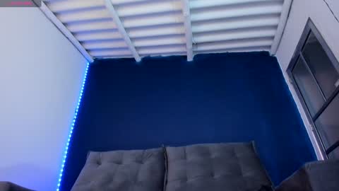 Snapshot of ayjeeem chatting on February 3, 2025, 9:50 pm Andr online show from February 3, 2025, 9:50 pm