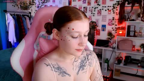 Ayla hill online show from November 20, 2025, 7:13 pm