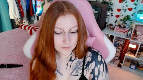 Ayla hill online show from April 9, 2026, 6:19 am