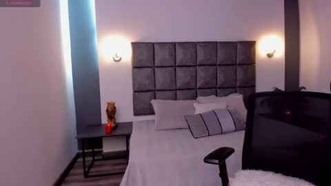 Snapshot of ayleen_dunkann chatting on February 16, 2025, 12:19 am Ayleen online show from February 16, 2025, 12:19 am