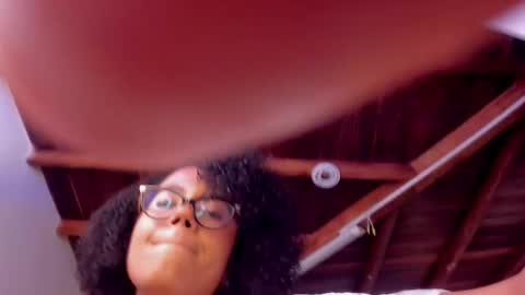 Snapshot of ayleen_dunkann chatting on March 6, 2025, 6:48 pm Ayleen online show from March 6, 2025, 6:48 pm