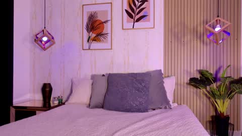 Snapshot of ayleen_dunkann chatting on September 10, 2025, 12:05 pm Ayleen online show from September 10, 2025, 12:05 pm