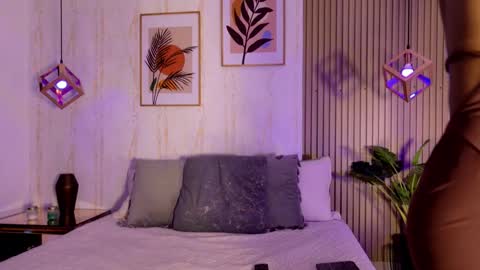 Snapshot of ayleen_dunkann chatting on September 11, 2025, 12:05 pm Ayleen online show from September 11, 2025, 12:05 pm