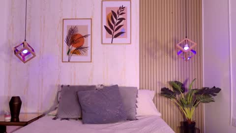 Snapshot of ayleen_dunkann chatting on September 19, 2025, 12:17 pm Ayleen online show from September 19, 2025, 12:17 pm