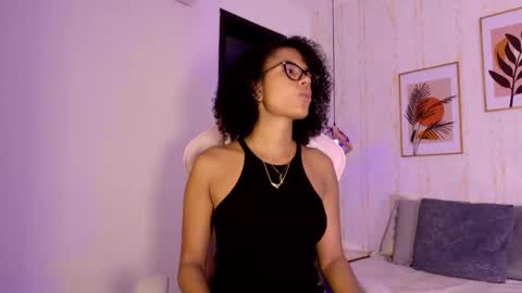 Snapshot of ayleen_dunkann chatting on September 26, 2025, 12:09 pm Ayleen online show from September 26, 2025, 12:09 pm