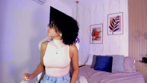 Snapshot of ayleen_dunkann chatting on October 11, 2025, 12:36 pm Ayleen online show from October 11, 2025, 12:36 pm