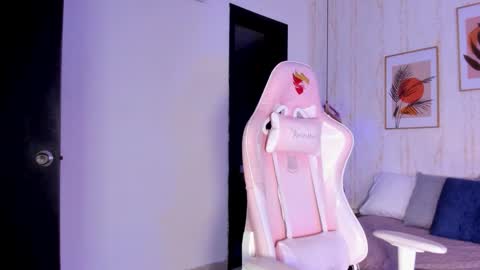 Snapshot of ayleen_dunkann chatting on October 17, 2025, 12:30 pm Ayleen online show from October 17, 2025, 12:30 pm