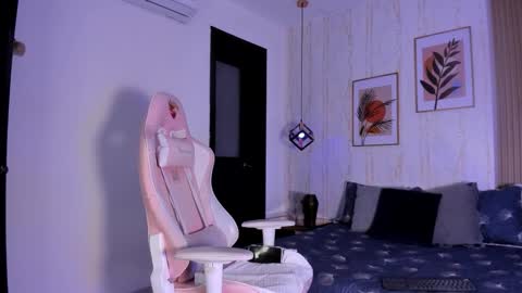 Snapshot of ayleen_dunkann chatting on October 23, 2025, 2:05 pm Ayleen online show from October 23, 2025, 2:05 pm