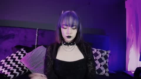 Snapshot of aylen_darkmoor chatting on September 23, 2025, 7:50 pm Aylen online show from September 23, 2025, 7:50 pm