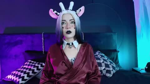 Snapshot of aylen_darkmoor chatting on October 13, 2025, 6:41 pm Aylen online show from October 13, 2025, 6:41 pm