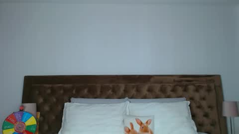 Aylin online show from October 7, 2025, 2:09 am