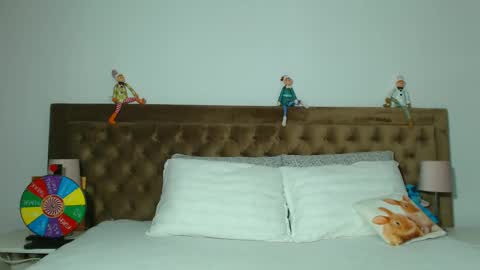 Aylin online show from November 4, 2025, 3:16 am