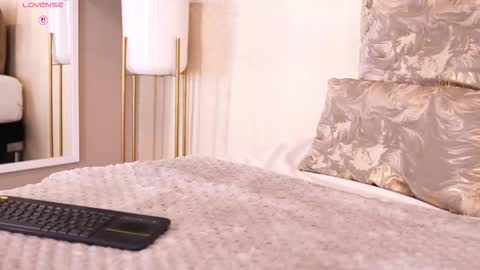 Aylin Millerxs online show from October 9, 2025, 9:24 pm