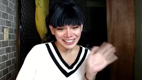 aymkyline online show from February 3, 2026, 9:58 am