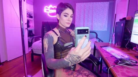 Snapshot of aynmarie chatting on March 11, 2025, 12:33 am mia rand online show from March 11, 2025, 12:33 am