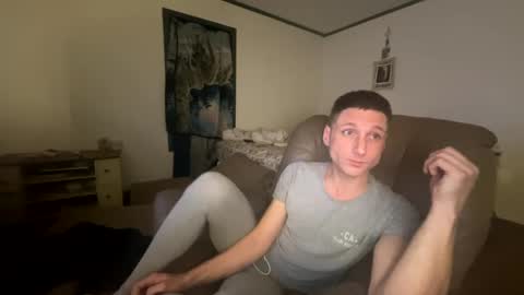 Snapshot of ayr129 chatting on March 9, 2025, 4:38 am ayr129 online show from March 9, 2025, 4:38 am