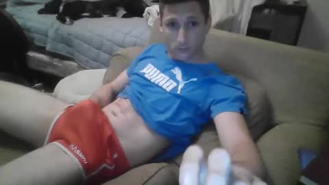 Snapshot of ayr129 chatting on October 19, 2025, 8:42 pm ayr129 online show from October 19, 2025, 8:42 pm