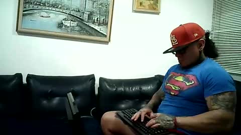 Ayrton naffah2 online show from April 6, 2026, 4:32 am