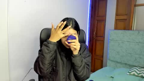 aysha_winxx online show from November 28, 2025, 3:53 am