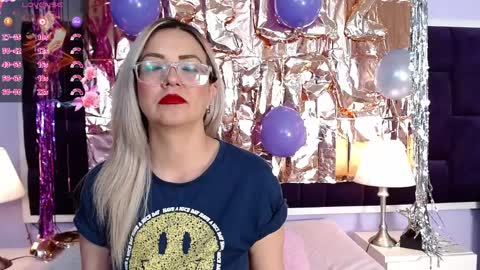 Azahara online show from April 1, 2026, 12:17 pm