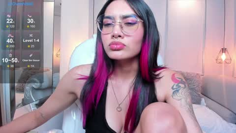 Azura online show from January 15, 2025, 10:35 pm