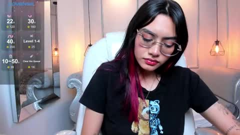 Azura online show from February 14, 2025, 1:23 am