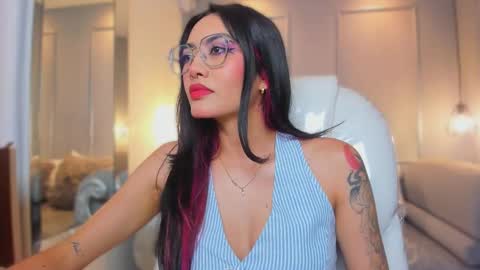 Azura online show from February 16, 2026, 7:21 pm