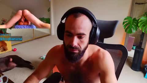 b1gbanana online show from March 3, 2025, 5:50 pm