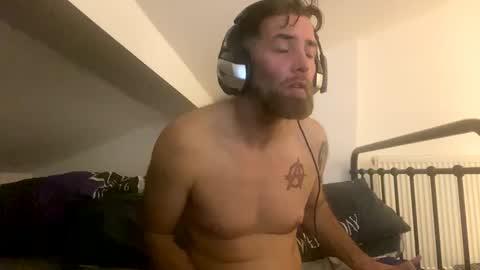 Snapshot of b4dafall44 chatting on December 13, 2024, 2:32 am b4dafall44 online show from December 13, 2024, 2:32 am