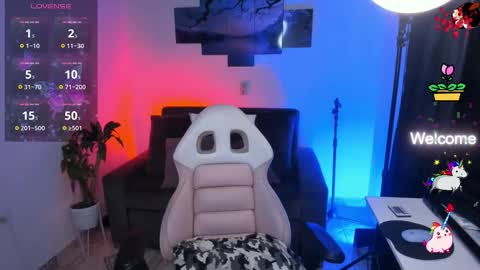 odeley online show from October 28, 2025, 9:35 am