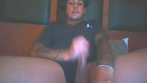 baadddboooy69 online show from March 26, 2026, 4:45 pm